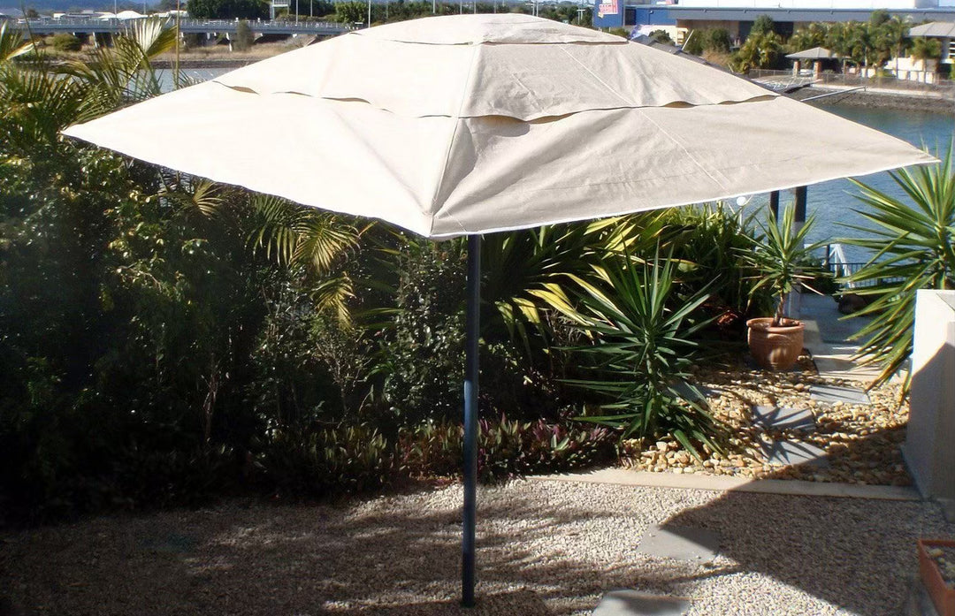 Clevacover Rotary Clothesline Cover 4.5m outdoors in use